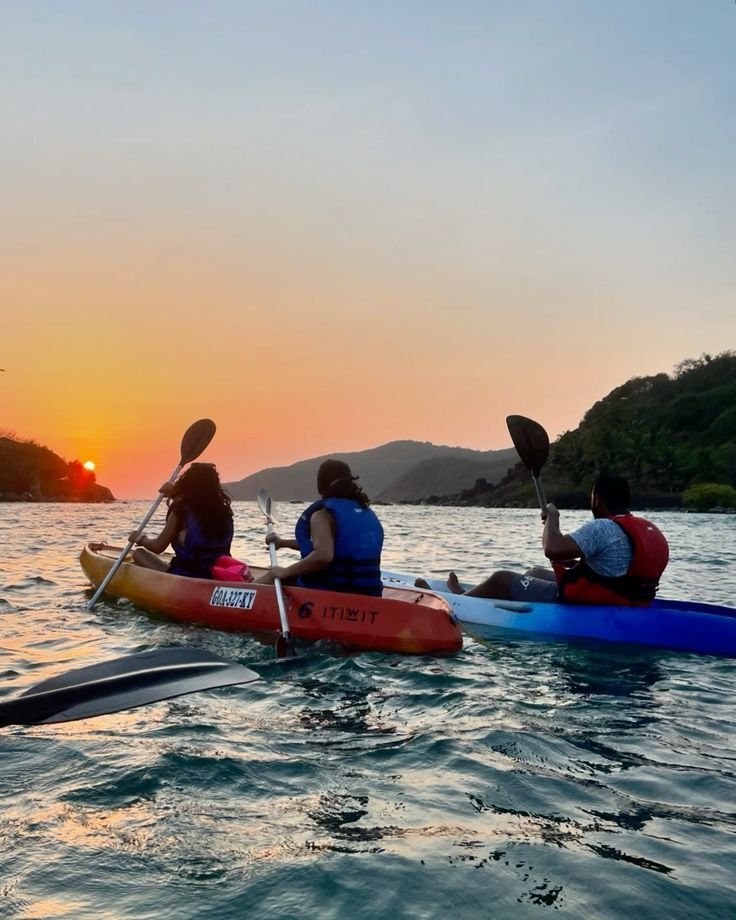 Kayaking at North Bay