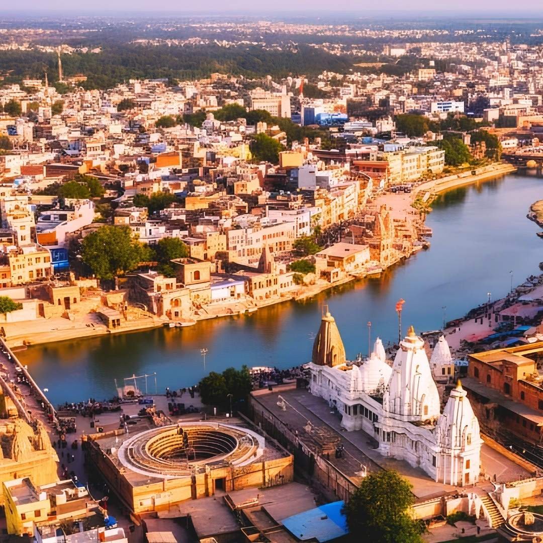 Ujjain, Omkareshwar, Maheshwar & Mandu Tour