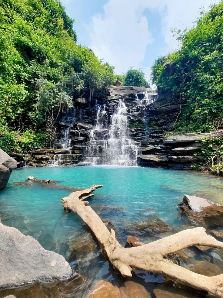 Pachmarhi Weekend Getaway