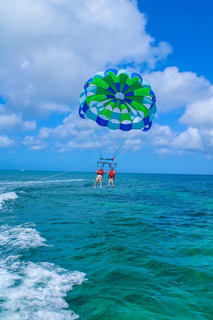 Parasailing Experience at North Bay thumbnail 5