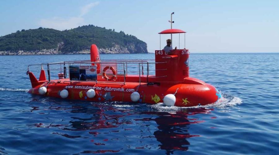 Semi-Submarine Experience at North Bay thumbnail 4